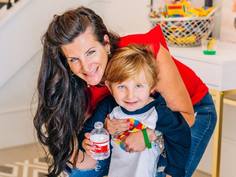 Congenital heart defect survivor Leo Strauss (right) and his mom, Rachel, at Leo's 5th birthday party. (Photo courtesy of the Strauss family)